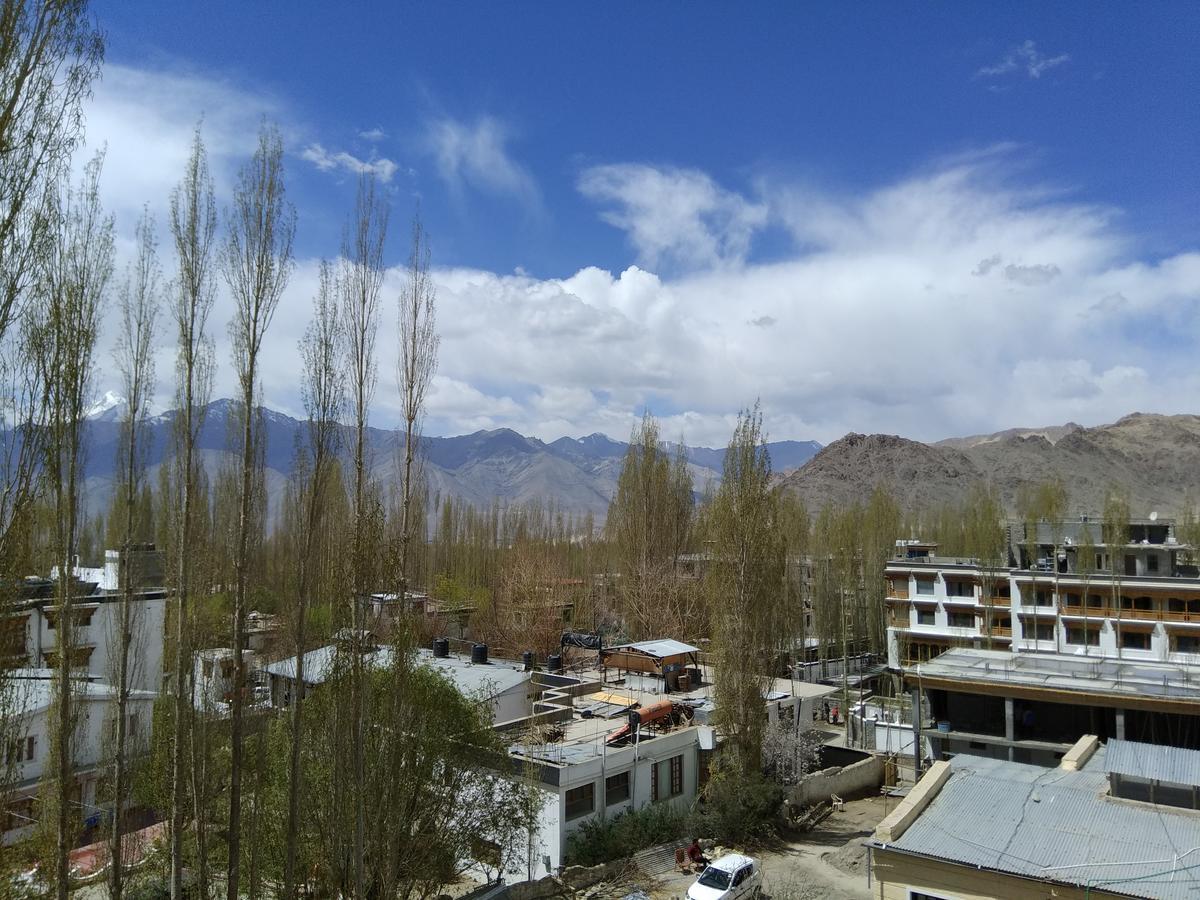 Tsaskan Hotel Leh Exterior foto