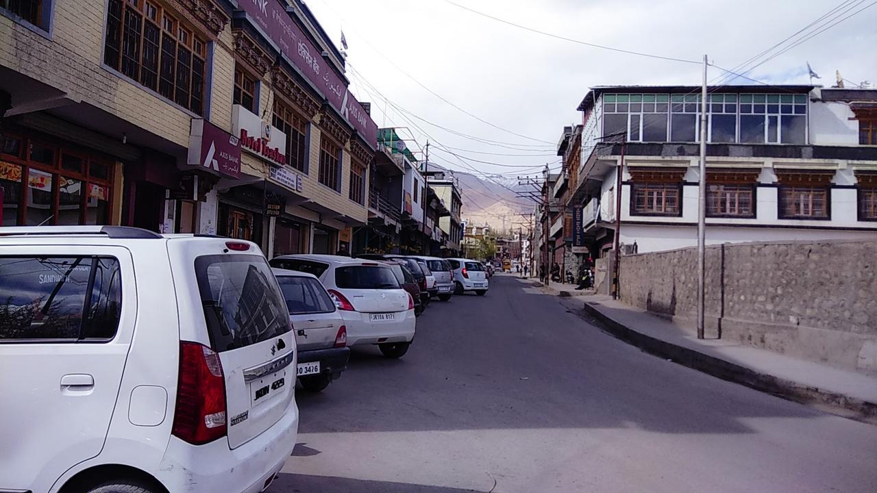 Tsaskan Hotel Leh Exterior foto